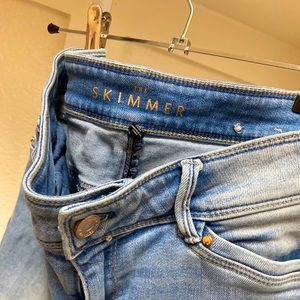White House | Black Market Skimmer Jeans